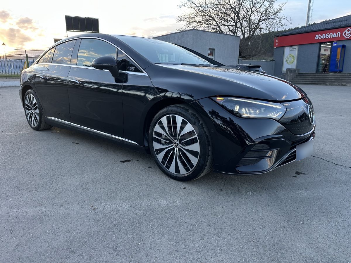 Mercedes-Benz EQE 350 - фото 8