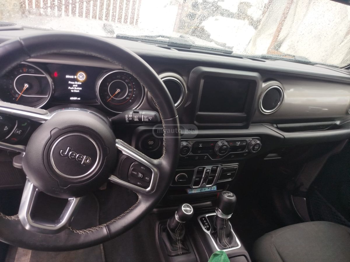 Jeep Wrangler - фото 5