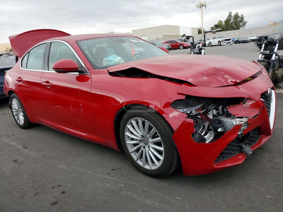 Alfa Romeo Giulia - фото 2