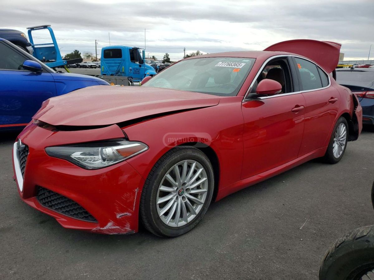 Alfa Romeo Giulia - фото 3