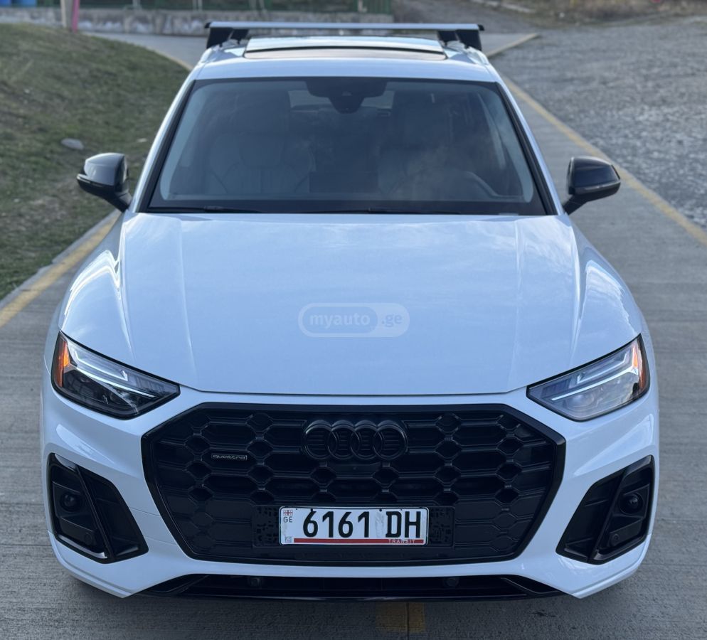 Audi Q5 - фото 1