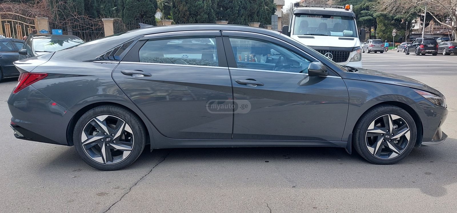 Hyundai Limited 4dr Sedan Automatic — миниатюра 4