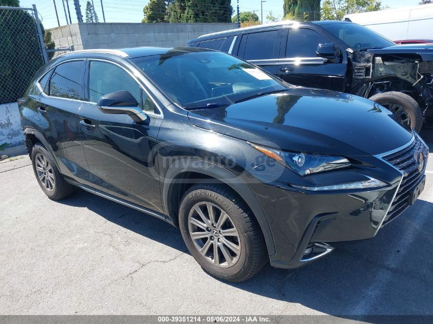 Lexus NX 300 - фото 1