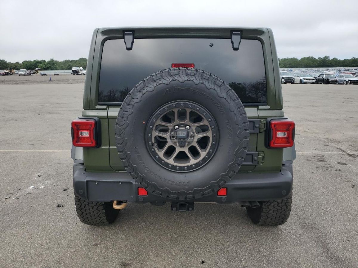 Jeep Wrangler - фото 6