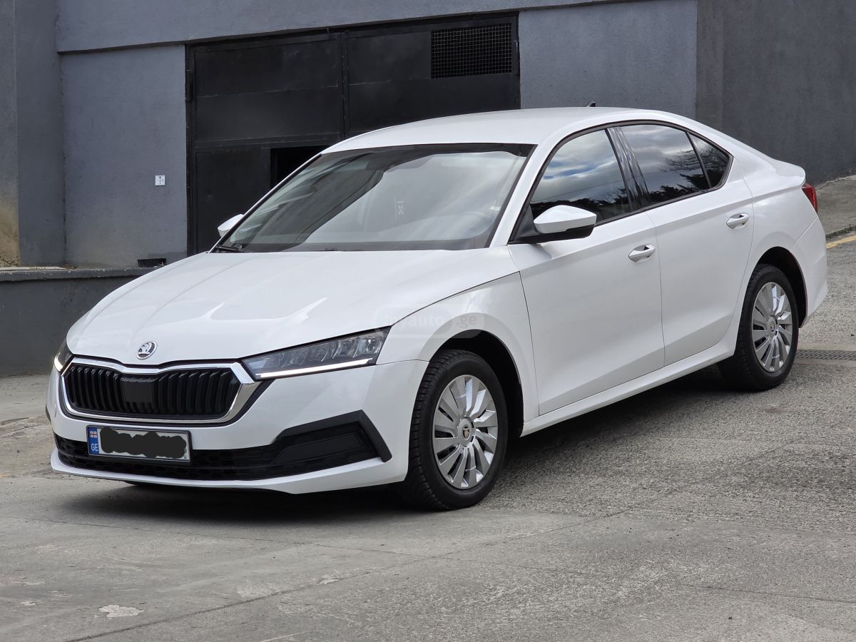 Skoda Octavia 2024 — миниатюра 7