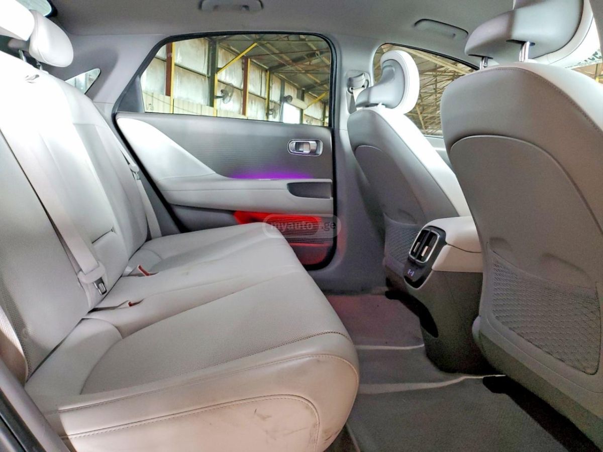 Hyundai Ioniq 2024 — миниатюра 10