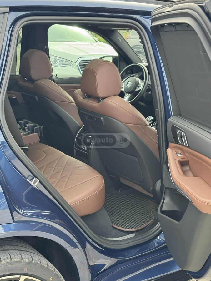 BMW X5 - фото 10