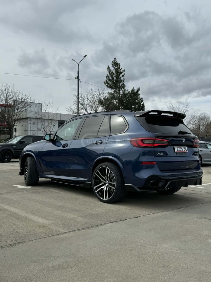 BMW X5 - фото 3