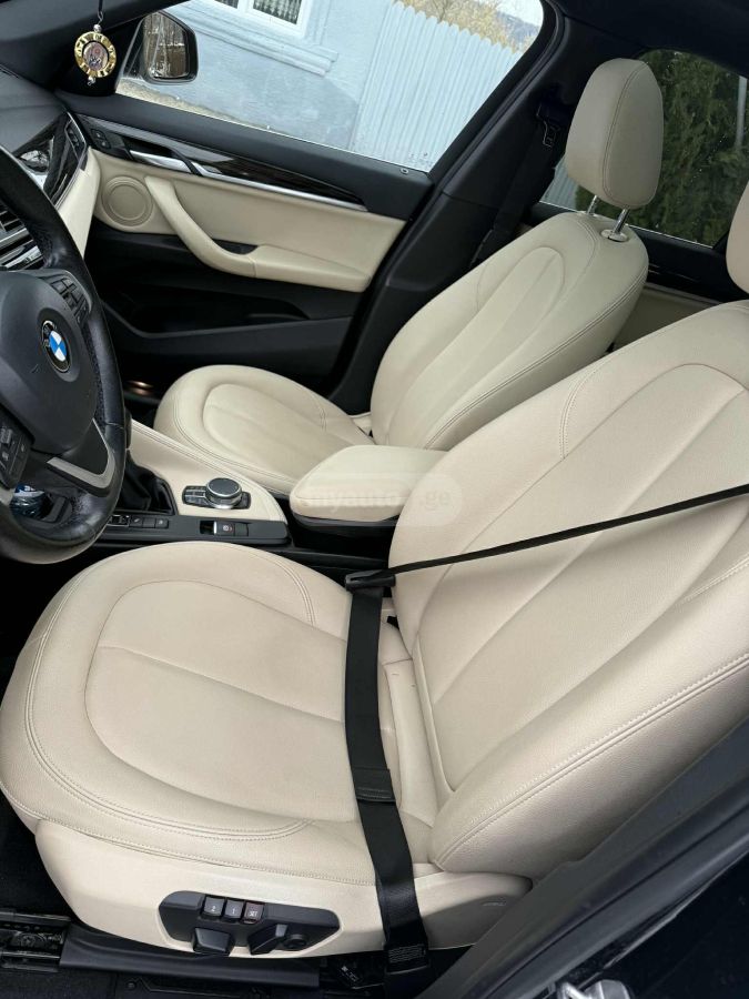 BMW X1 - фото 13