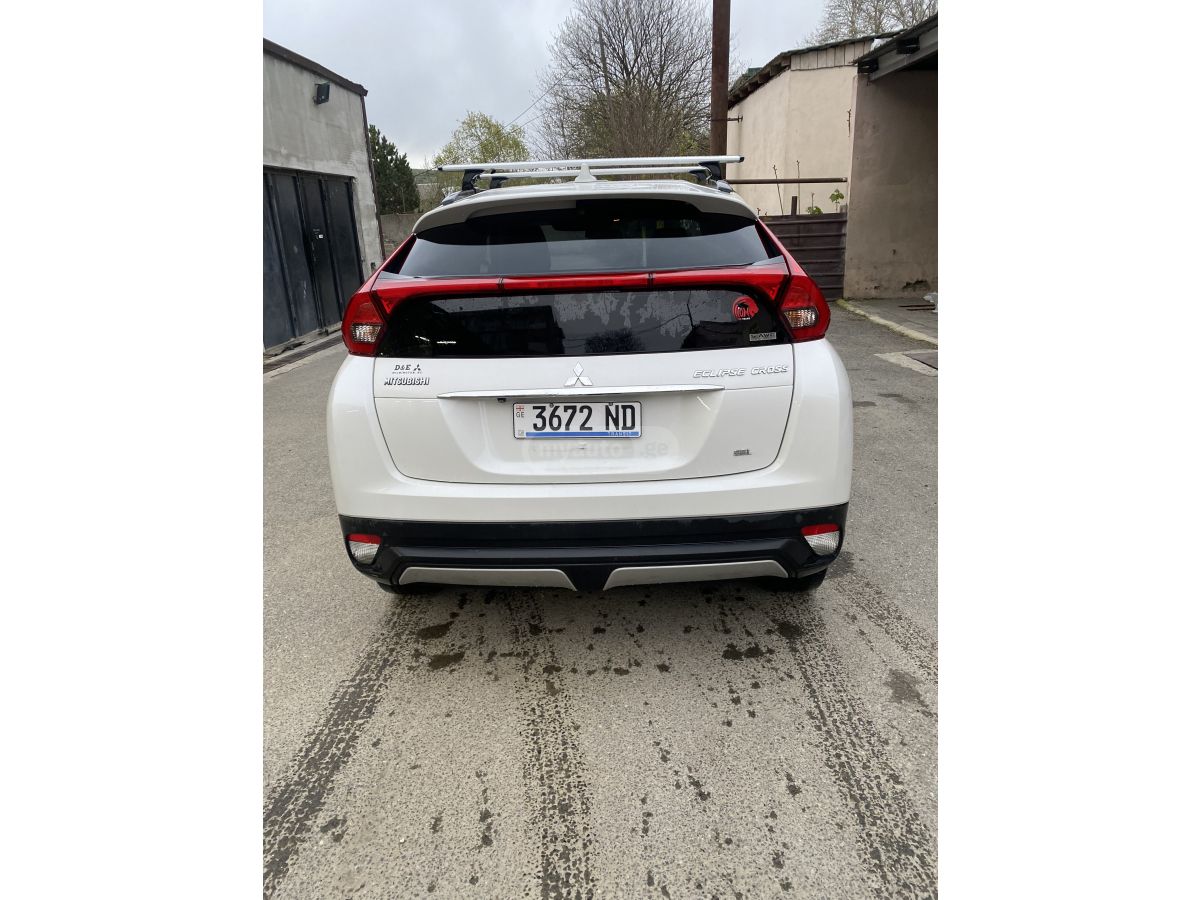 Mitsubishi Eclipse Cross - фото 4