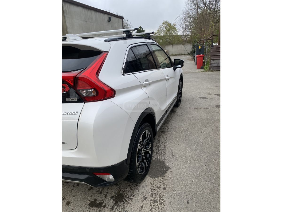 Mitsubishi Eclipse Cross - фото 5