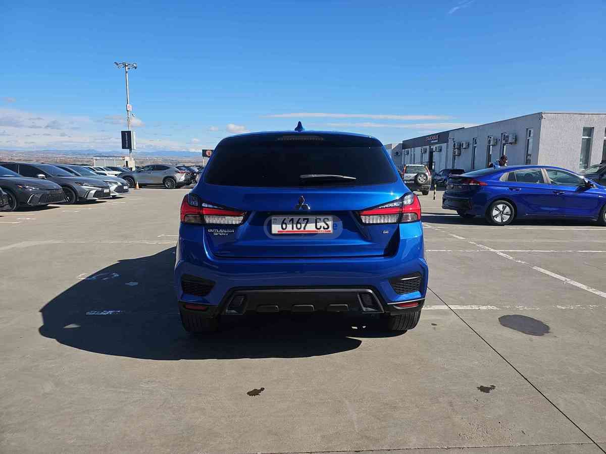 Mitsubishi Mitsubishi Outlander — миниатюра 5