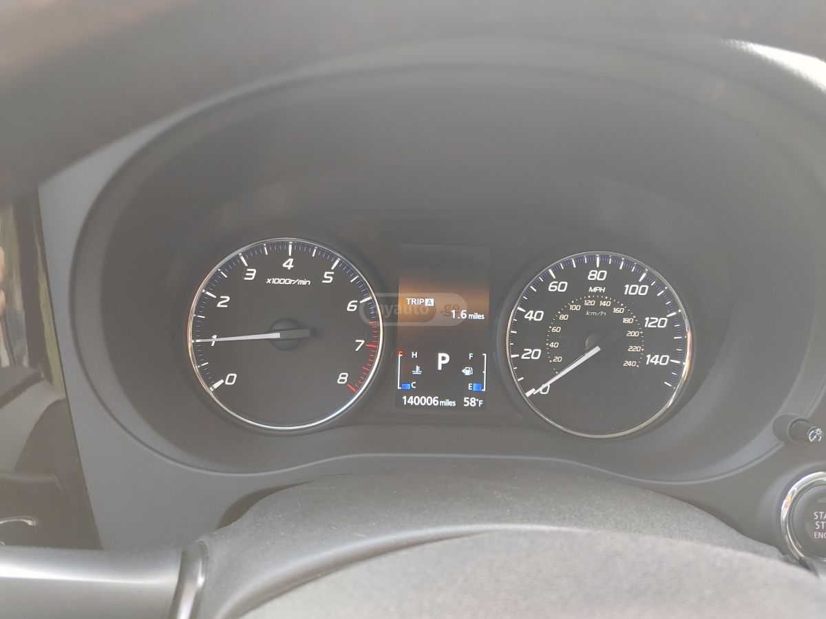 Mitsubishi Outlander - фото 9