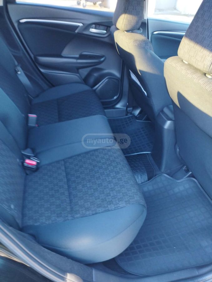 Honda Fit - фото 11