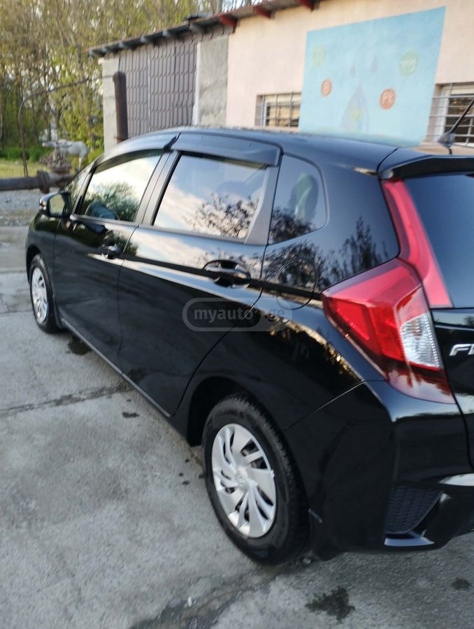 Honda Fit - фото 3