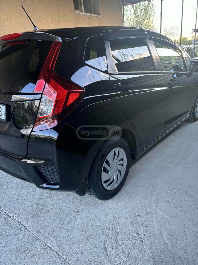 Honda Fit - фото 8