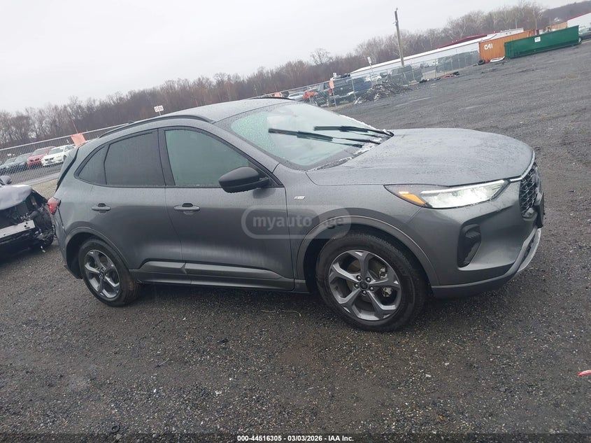 Ford Escape - фото 12