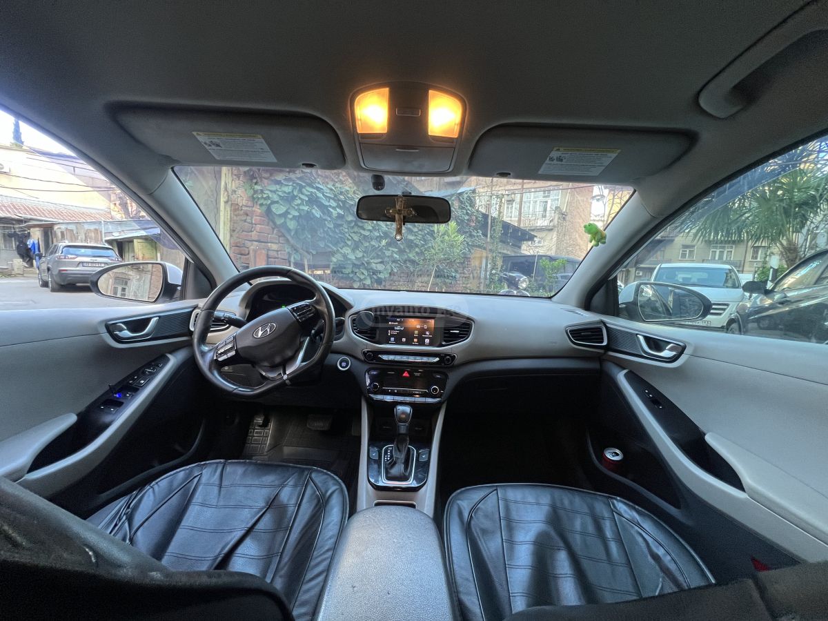 Hyundai Ioniq - фото 6