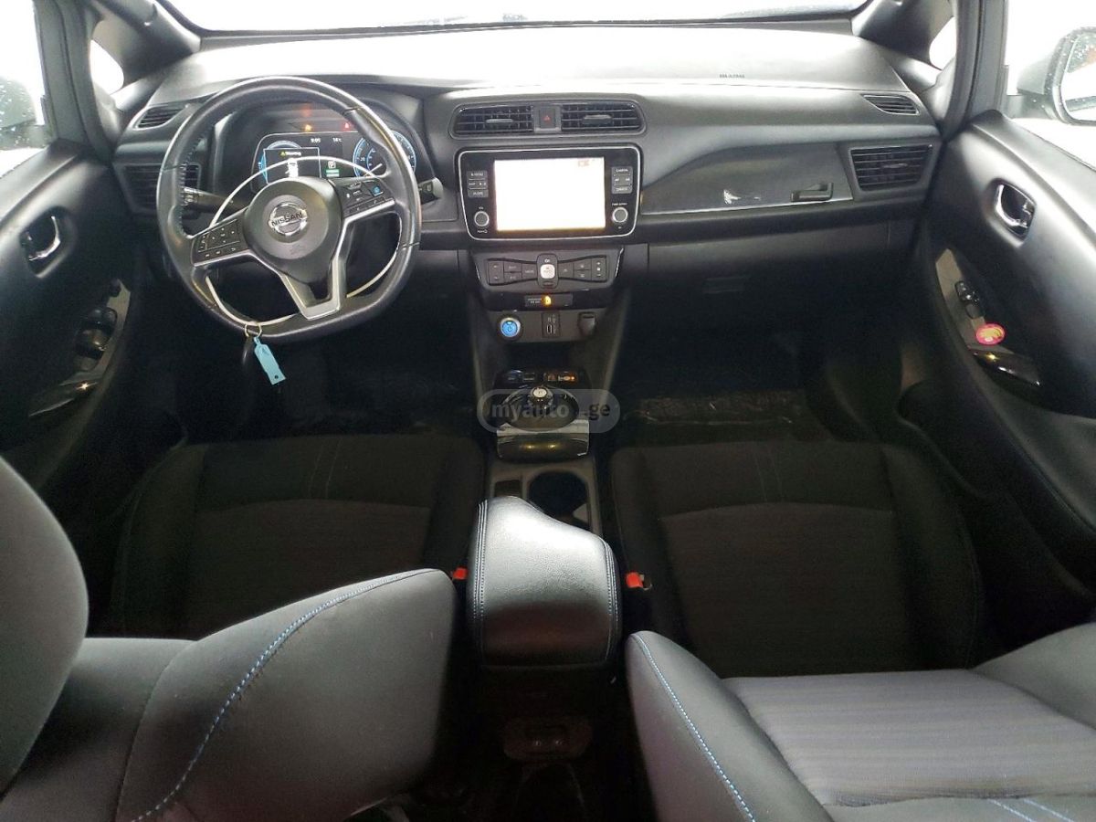 Nissan Leaf - фото 8