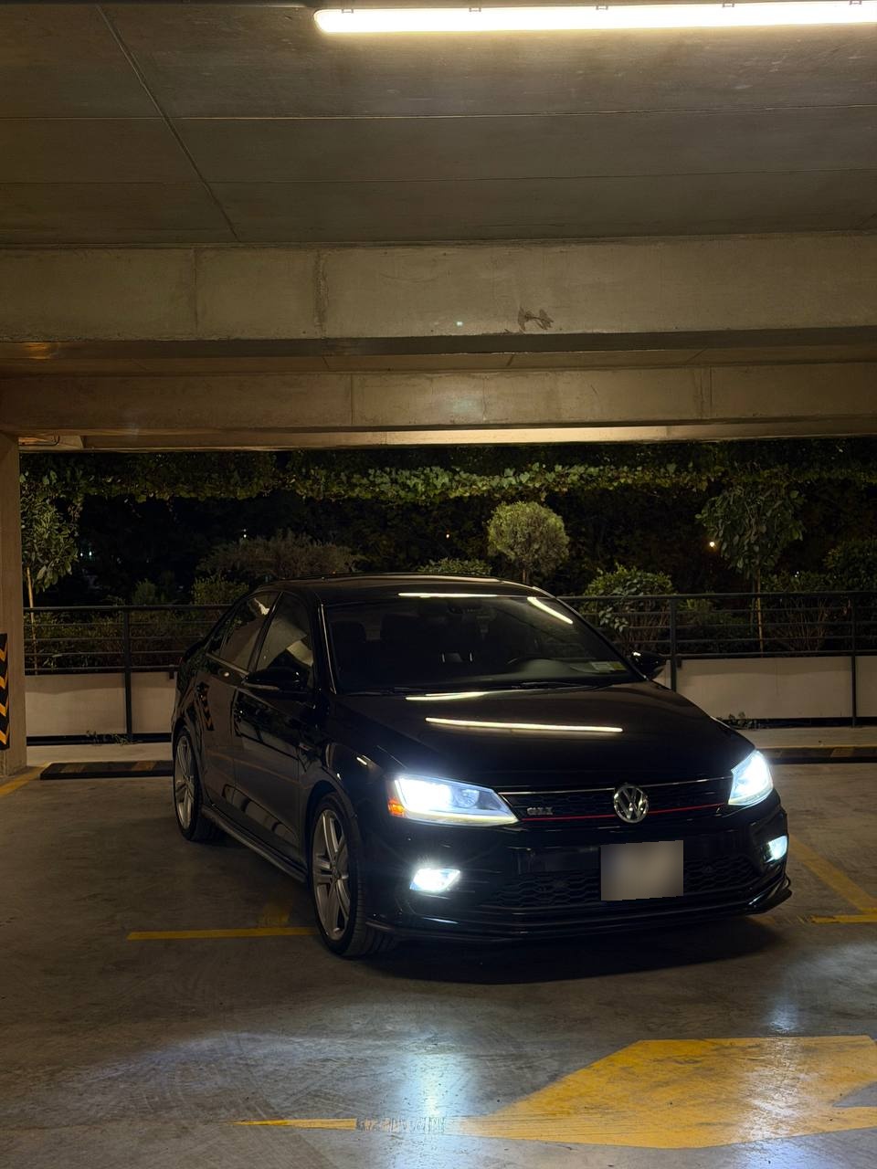 Volkswagen Jetta - фото 2