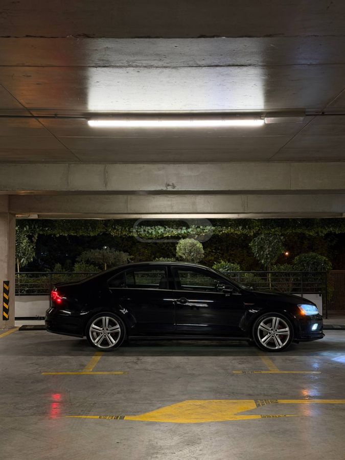 Volkswagen Jetta - фото 6