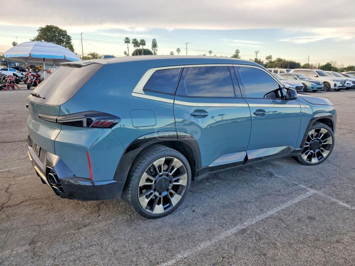 BMW XM 2023 — миниатюра 3