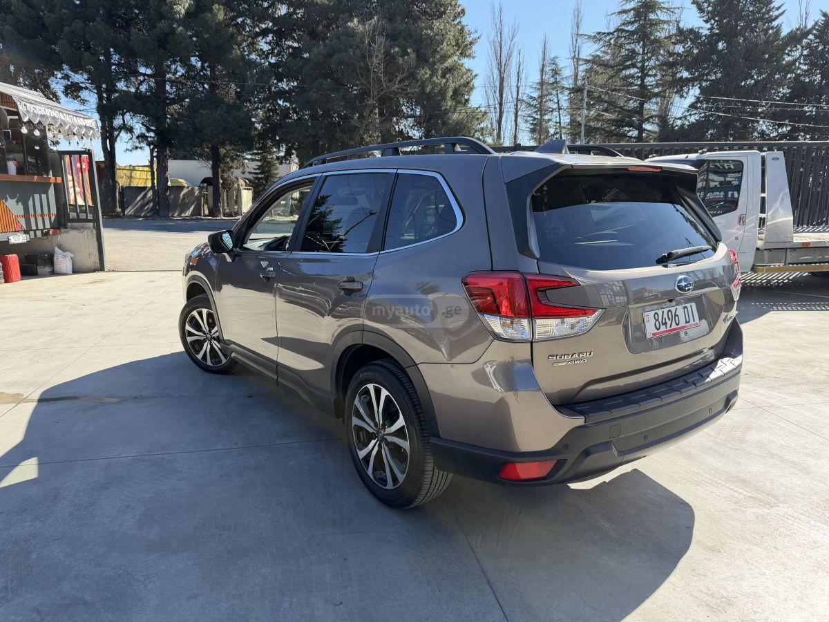 Subaru Premium 4dr All-Wheel Drive CV — миниатюра 2