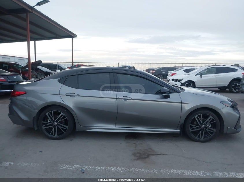 Toyota Camry 2025 — миниатюра 13