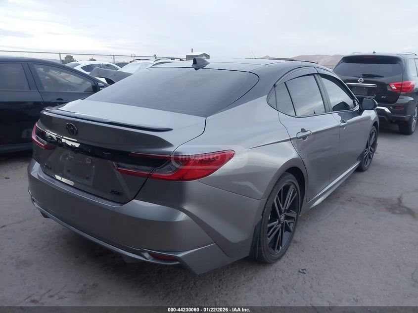 Toyota Camry 2025 — миниатюра 4