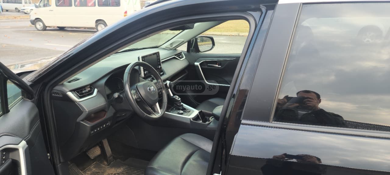 Toyota RAV 4 - фото 15