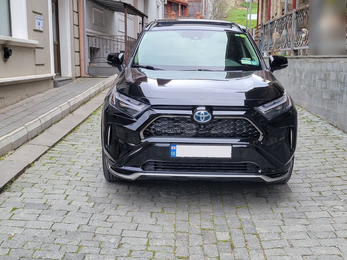 Toyota RAV 4 - фото 2