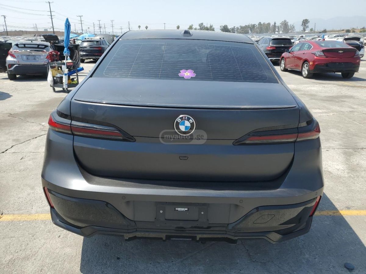 BMW 740 2023 — миниатюра 2