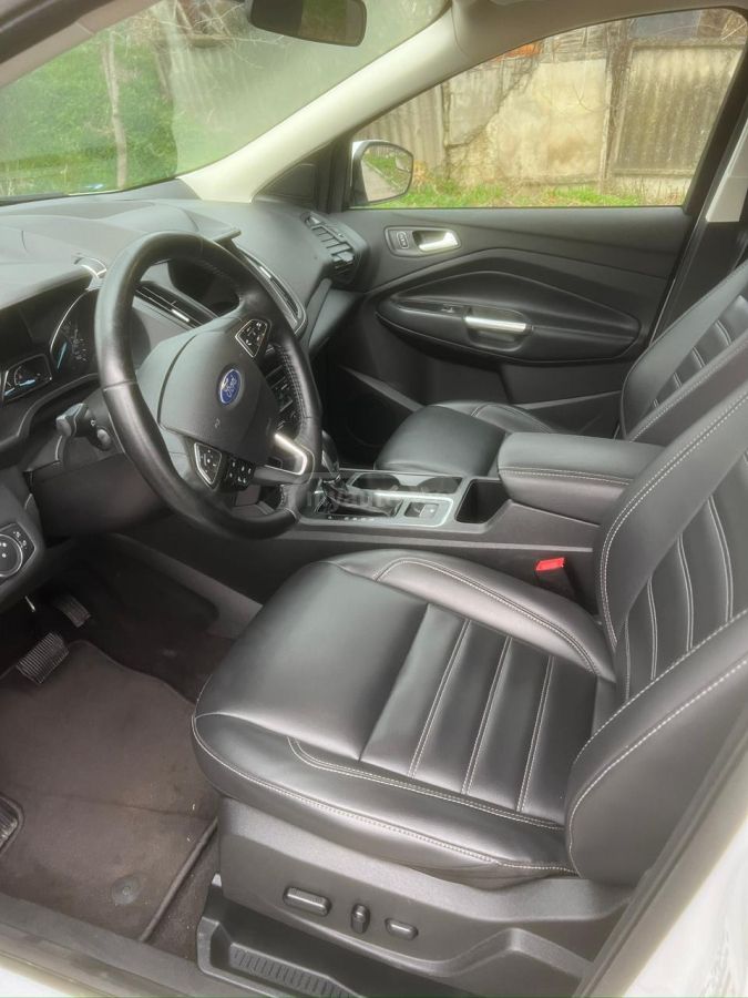 Ford Escape - фото 10