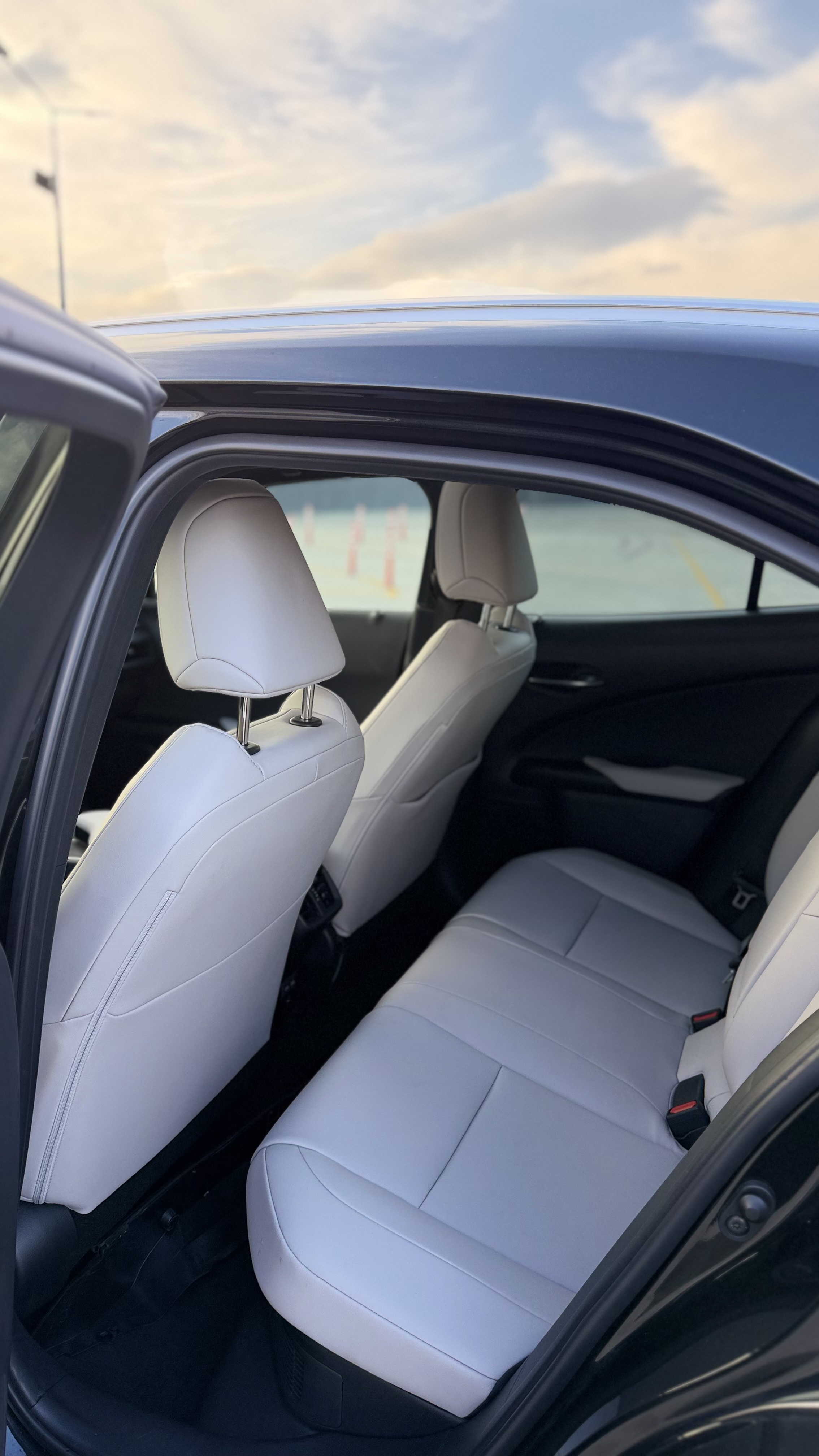 Lexus UX300 BASE — миниатюра 6