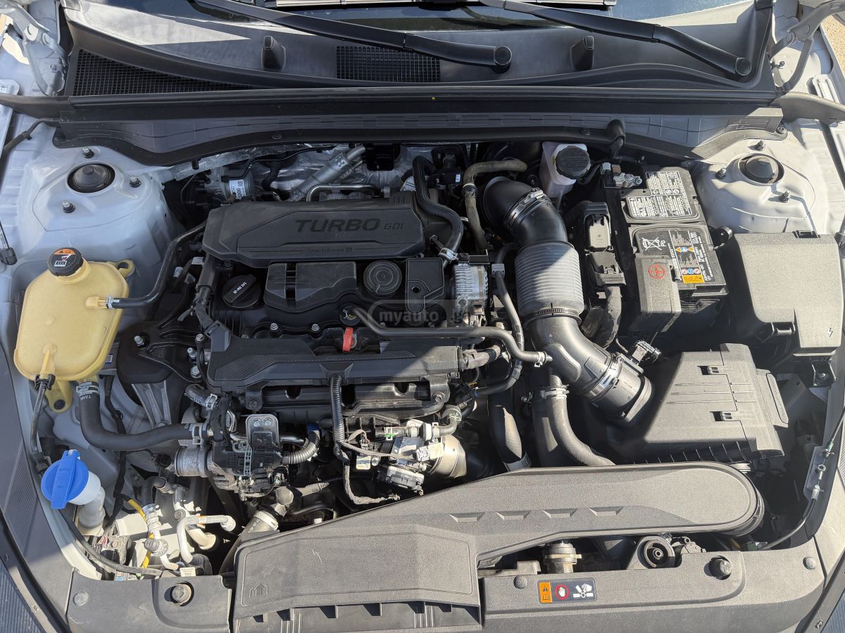 Kia K5 - фото 13