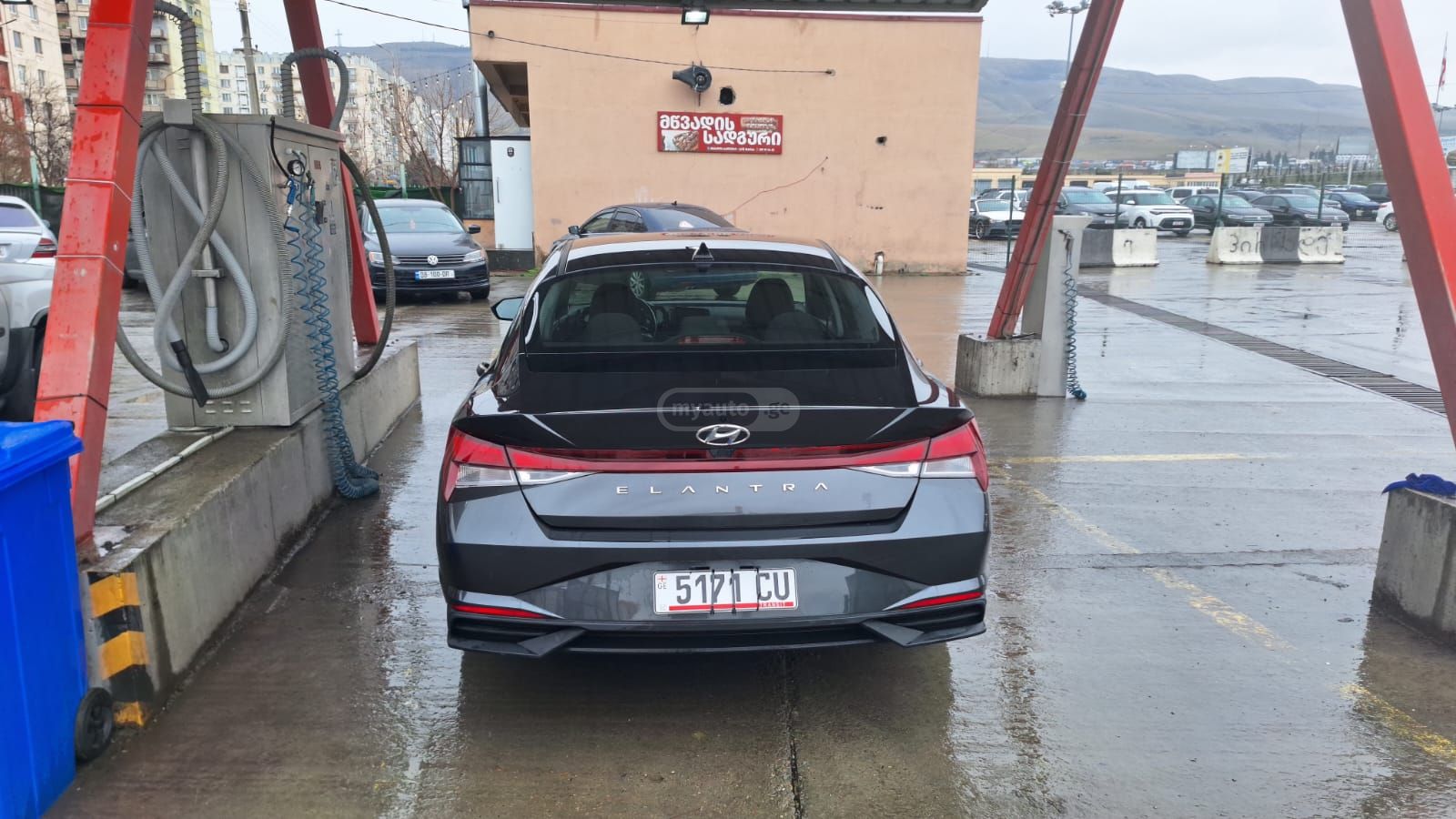 Hyundai Elantra - фото 5