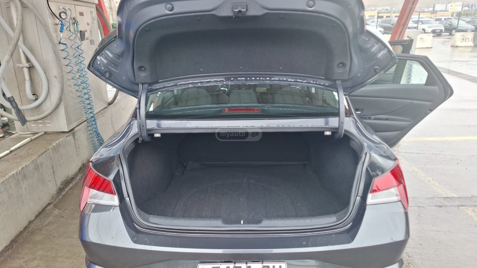 Hyundai Elantra - фото 6