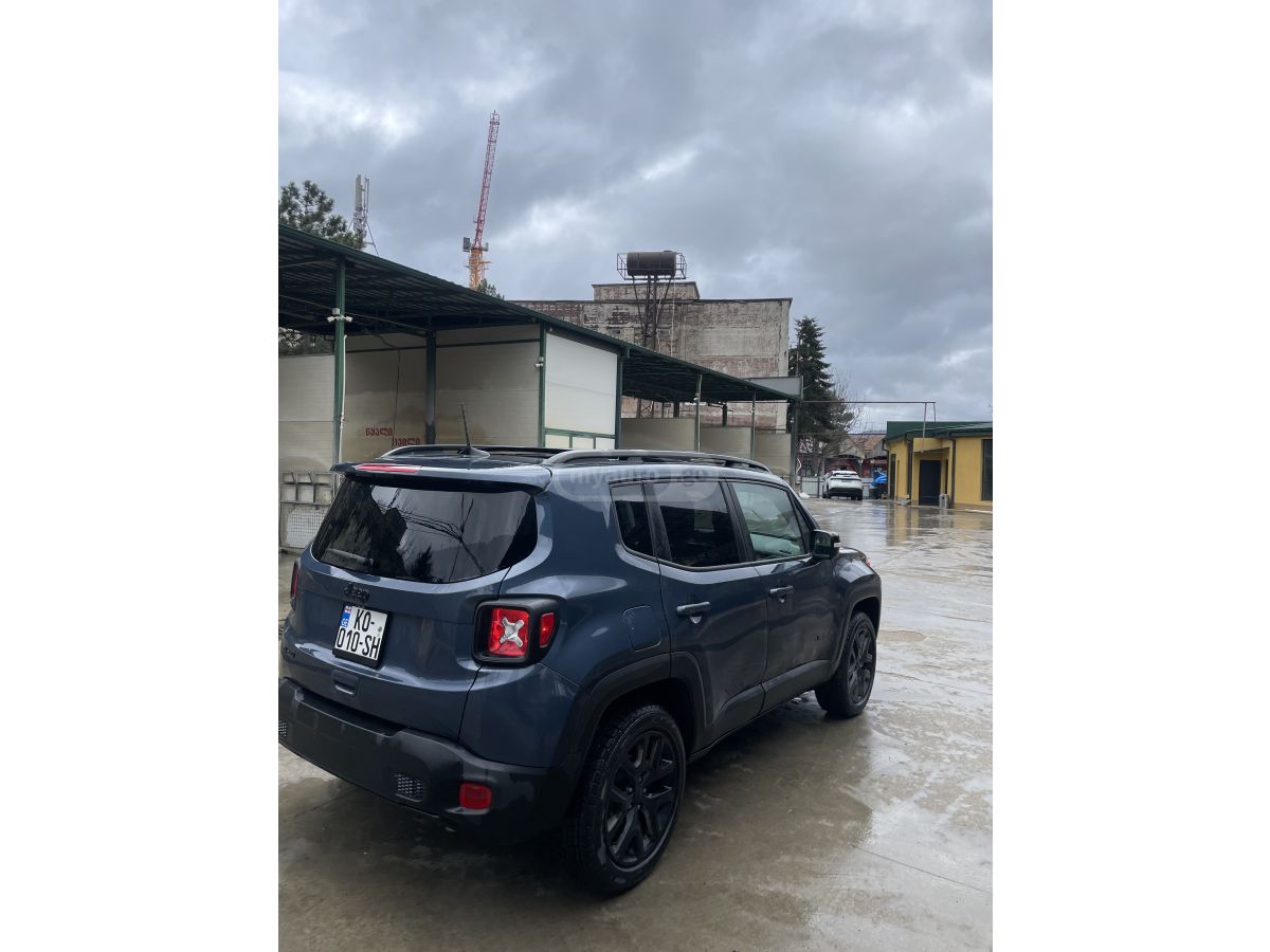 Jeep Renegade - фото 6