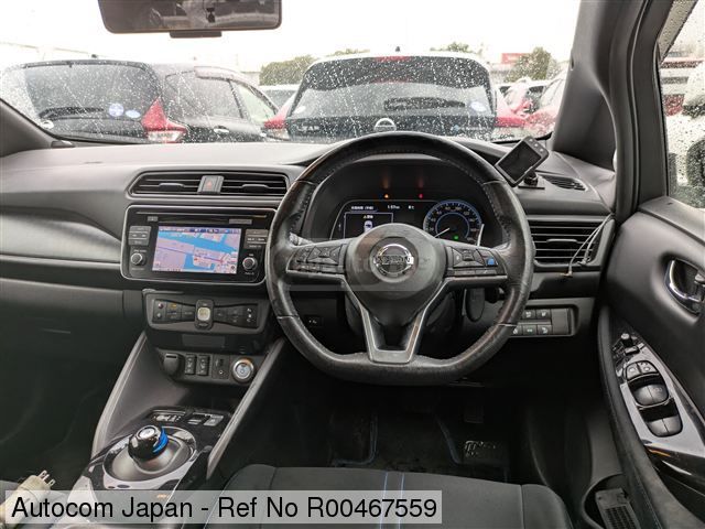 Nissan Leaf - фото 10