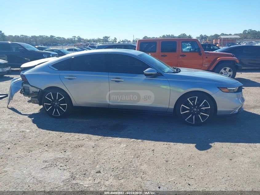 Honda Accord Touring 2025 — миниатюра 12