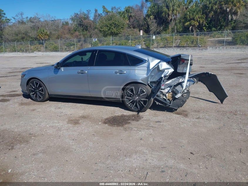 Honda Accord Touring 2025 — миниатюра 13