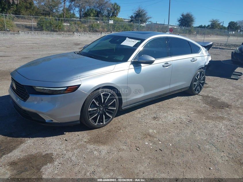 Honda Accord Touring 2025 — миниатюра 2