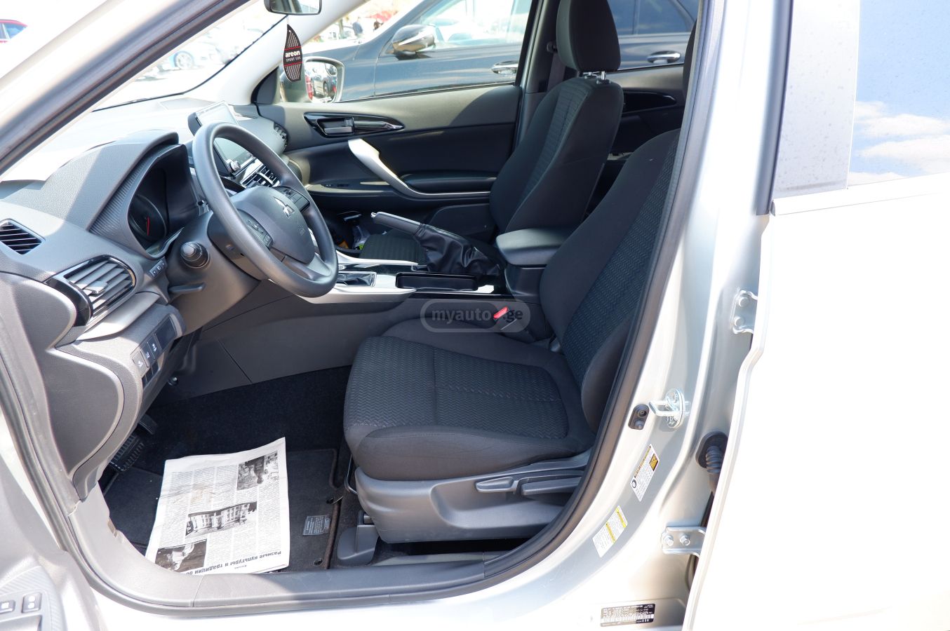 Mitsubishi Eclipse 2024 — миниатюра 10