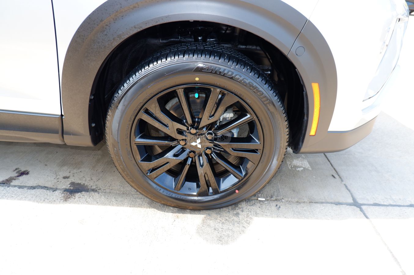 Mitsubishi Eclipse 2024 — миниатюра 4