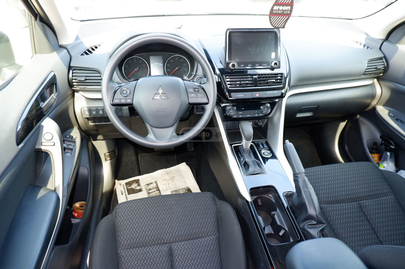 Mitsubishi Eclipse 2024 — миниатюра 9