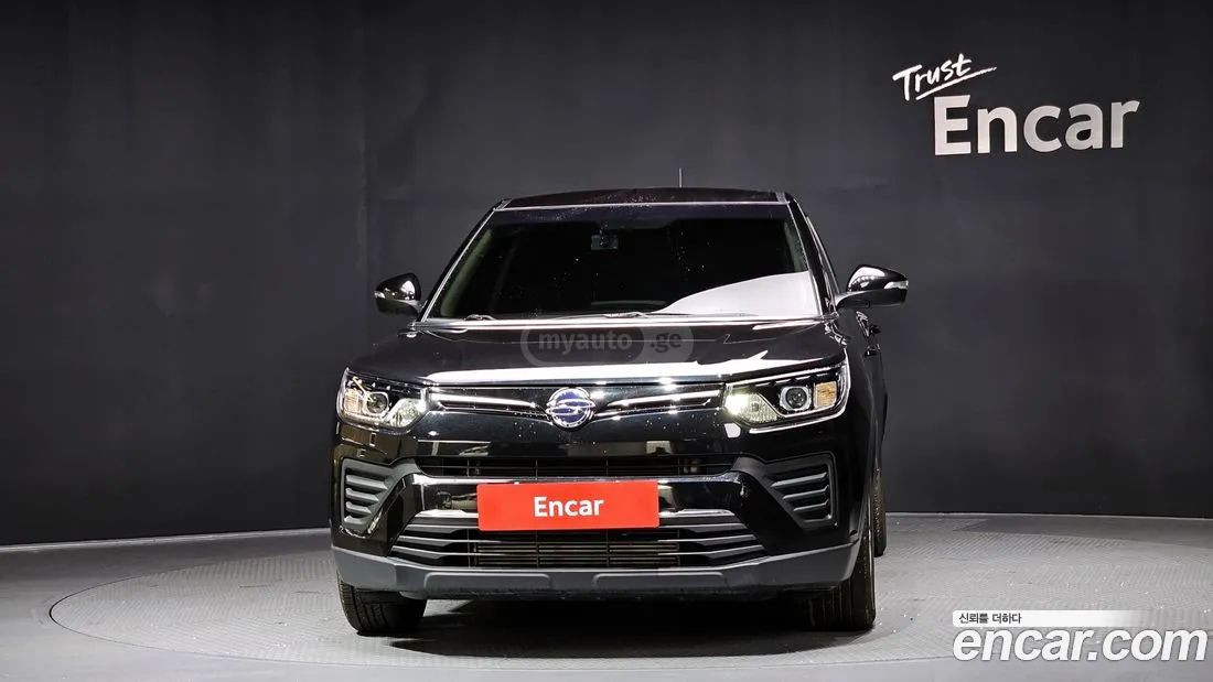 Ssangyong Tivoli - фото 3