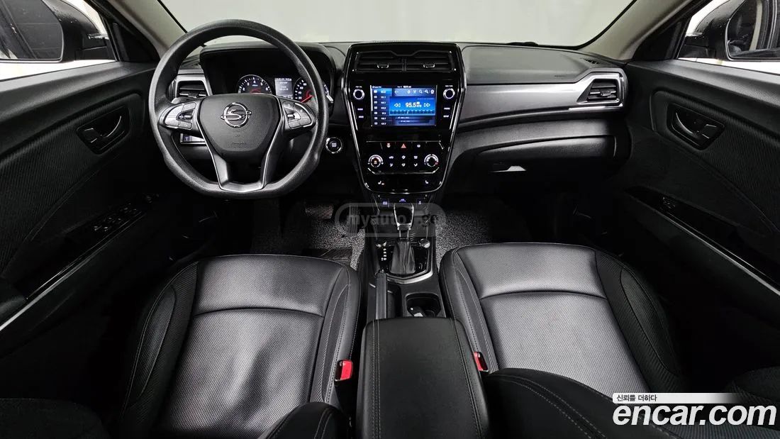 Ssangyong Tivoli - фото 7