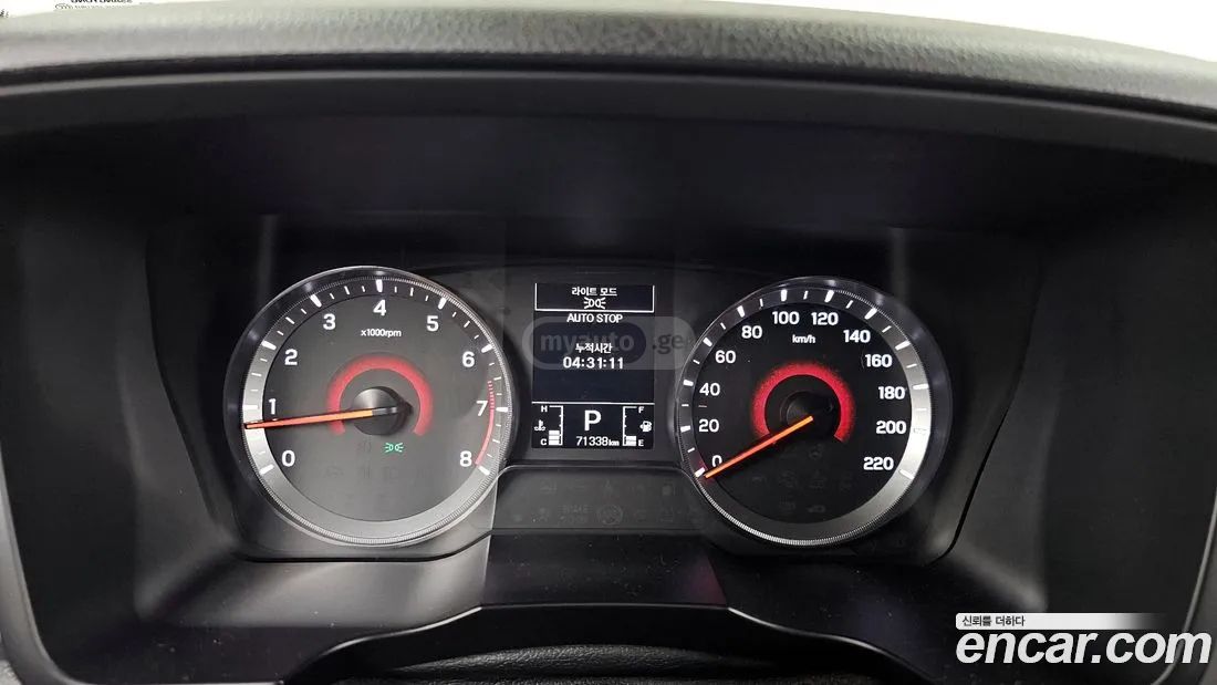 Ssangyong Tivoli - фото 8