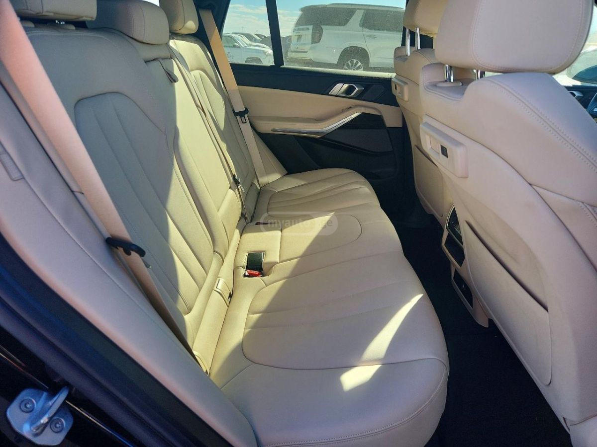 BMW X5 - фото 10