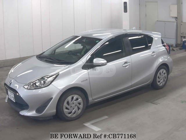 Toyota Aqua - фото 1